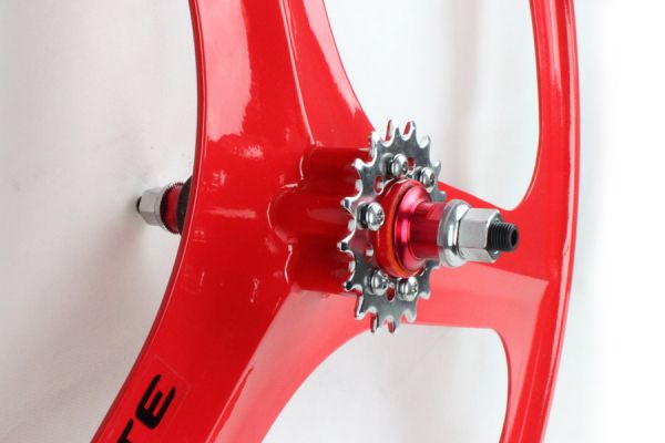 Navigate Tri Spoke Rear Fixie Wheel - Red