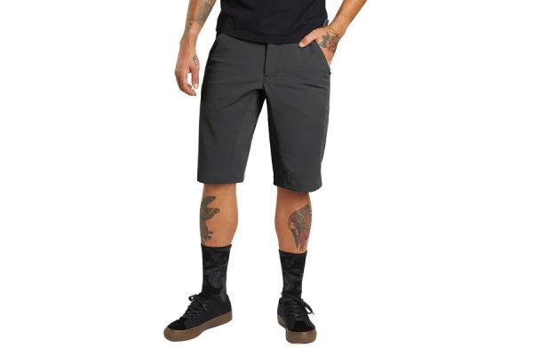 Pantalones cortos Chrome Industries Sutro Negro