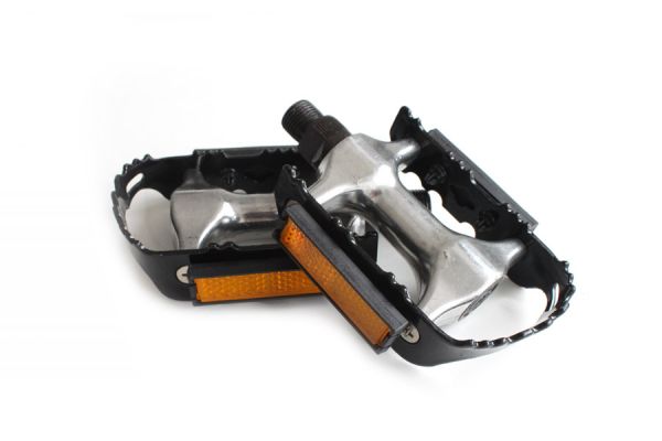 K370 Classic Pedals - Black