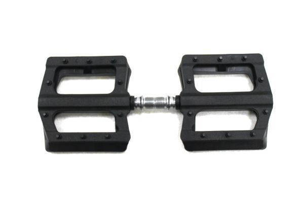 BLB Flatliner Roar Pedals - Black