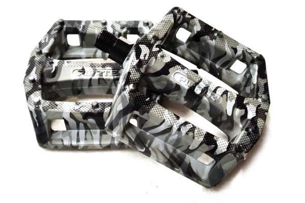 Pirate Ron Camo Pedals - Black