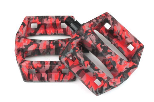 Pirate Ron Camo Pedals - Red