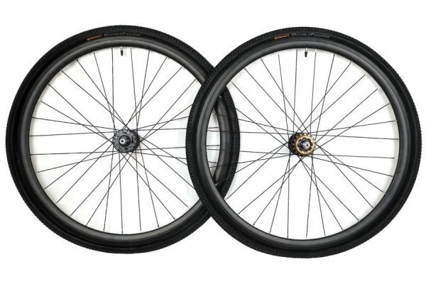 Santafixie 30mm Wheelset + Traclocross Tyres - Black