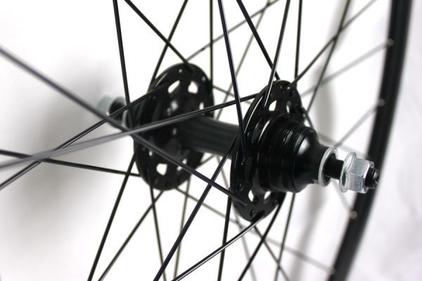 WIN18 Fixed Gear Wielset - Zwart CNC