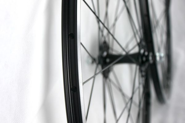 WIN18 Fixed Gear Wielset - Zwart CNC