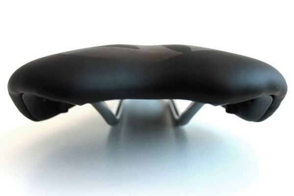 BLB Stealth Saddle - Black