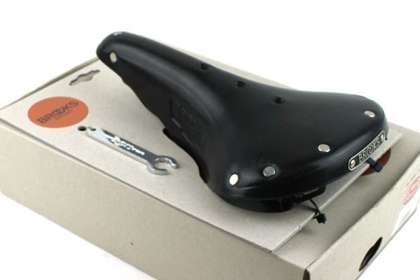 Brooks B17 Standard Saddle - Black