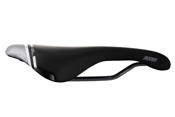 Selle Italia Novus Boost Gravel Tech Superflow L3 Zadel - Zwart