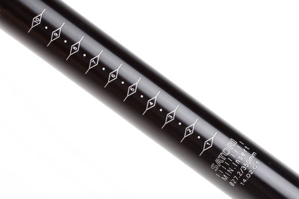 BLB Track OS 31.6mm Zadelpen - Zwart