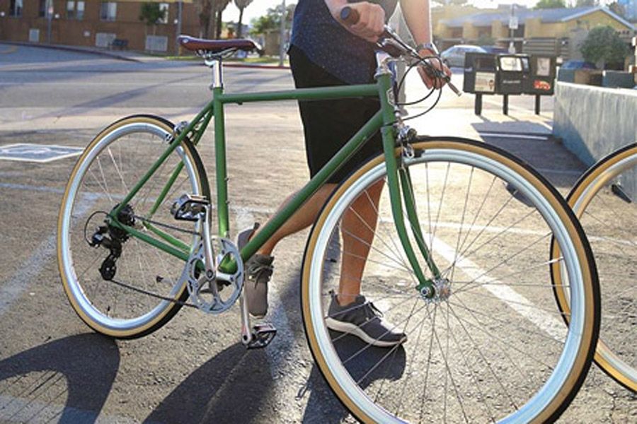 6KU Odyssey 8 Speed City Bike - Silverlake