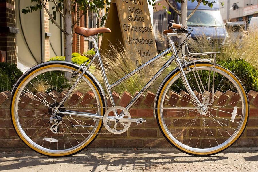 BLB Butterfly 8 Speed Town Bike - Chrome