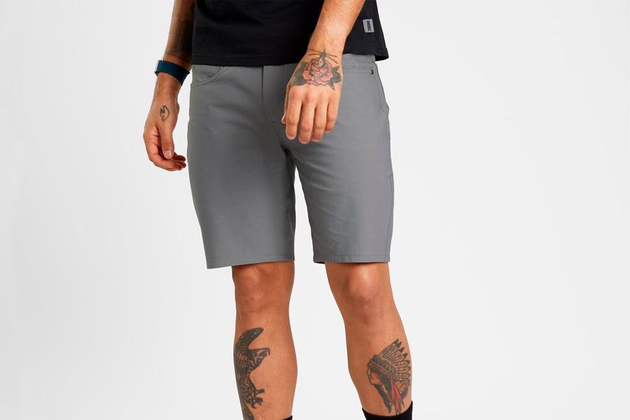 Pantalones cortos Chrome Industries Madrona Gris