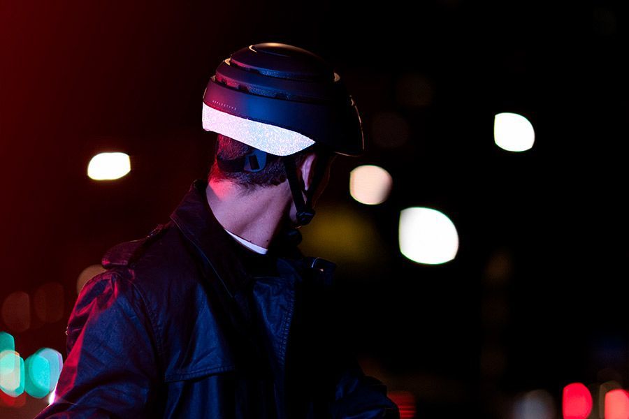 Closca Loop Black Reflective Folding Helmet for cyclists