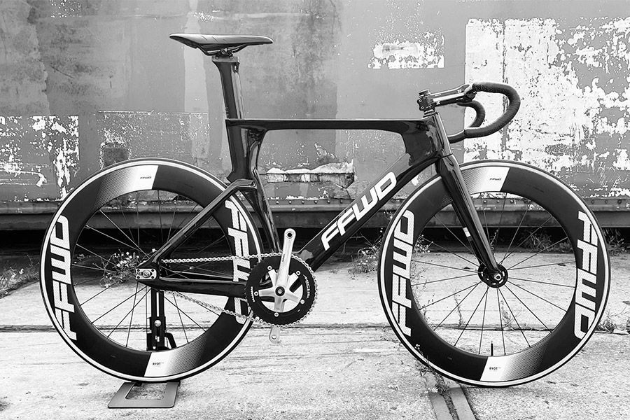 Fast Forward RYOT 77 Bahn Hinterrad - Carbon