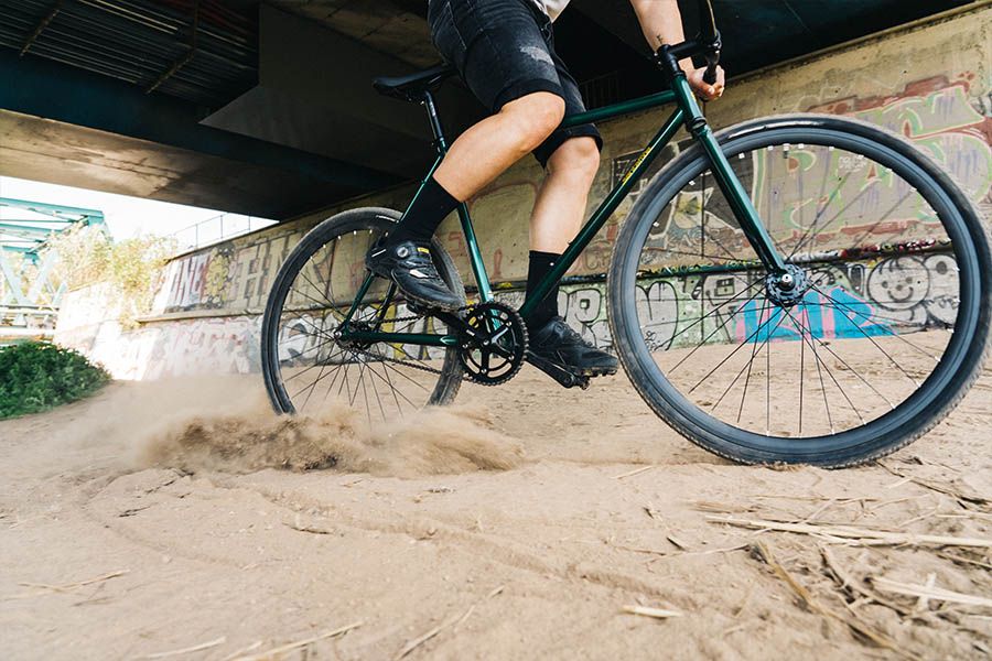 Santafixie 30mm Wheelset + Traclocross Tyres - Black