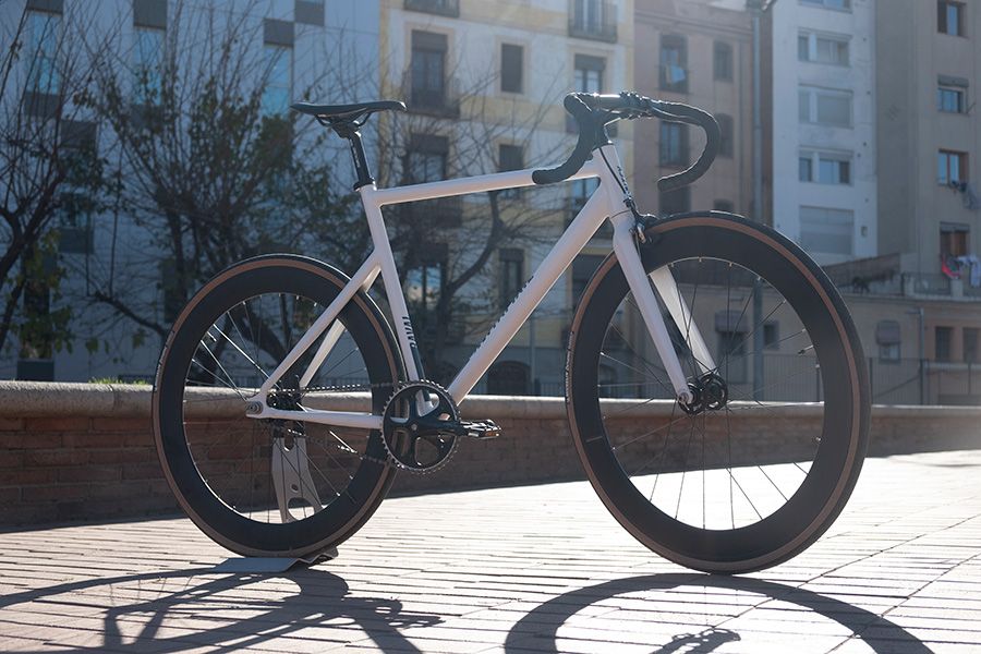 Vélo Fixie Santafixie Raval All White 60mm