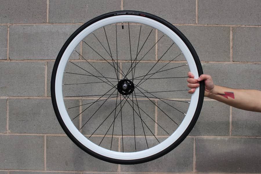 Roue Avant Santafixie 30mm + Chambre à air + Pneu Blanc