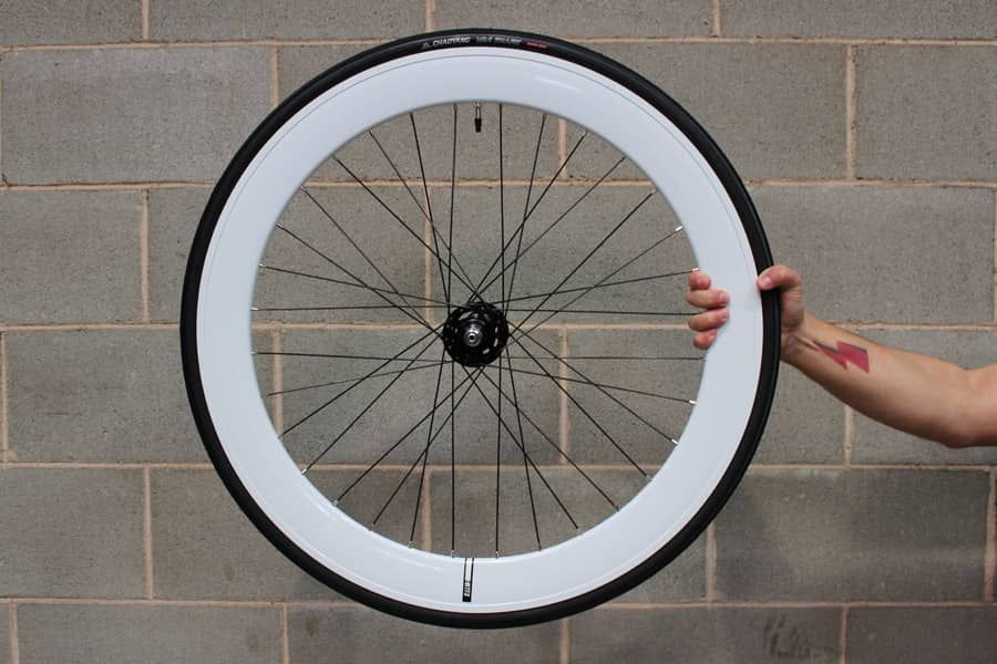 Roue Arrière Santafixie 60mm + Chambre à air + Pneu Blanc