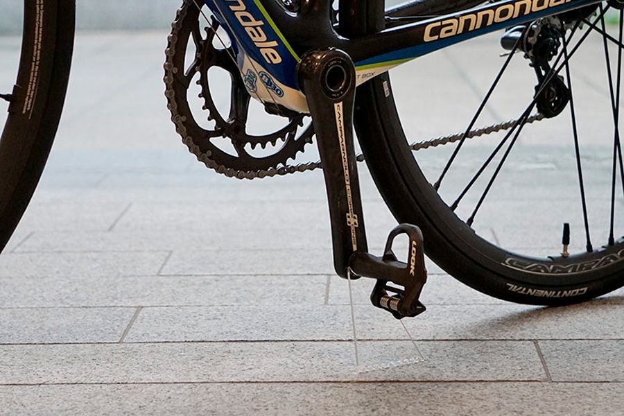 Shadow stand bike hot sale