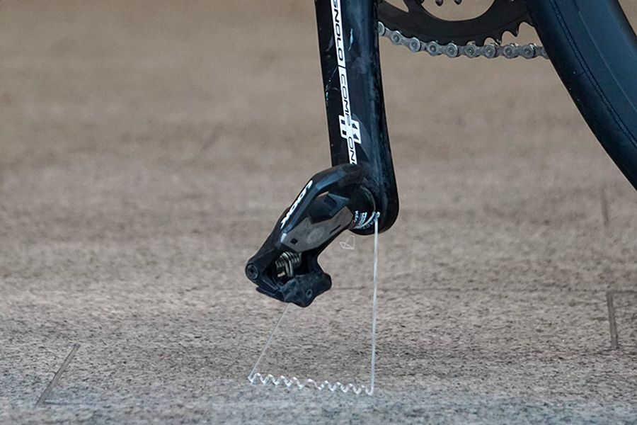 Santafixie X Shadow Invisible Floor Stand