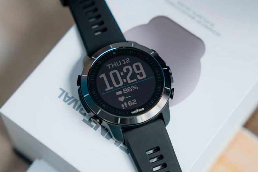 Wahoo Elemnt Rival Schwarz Smartwatch