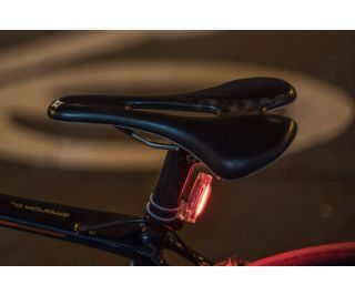 Knog Plus Taskelygte - sort