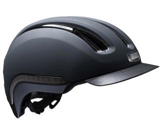 Nutcase Union Vio Mips Light Helmet - Matte Black