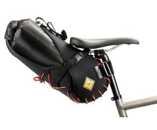 Bolsa mediana para sillín Restrap Saddle Bag 8L Negro/Naranja