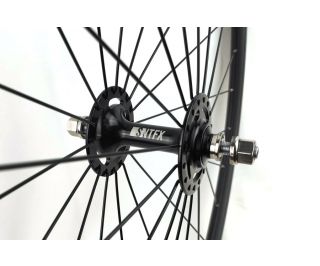 Santafixie 30mm Voorwiel - Zwart (Radiaal Spaakpatroon)