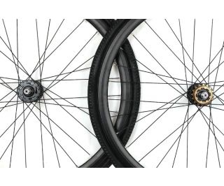 Santafixie 30mm Wheelset + Traclocross Tyres - Black