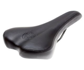 BLB Curve Race Saddle - Black