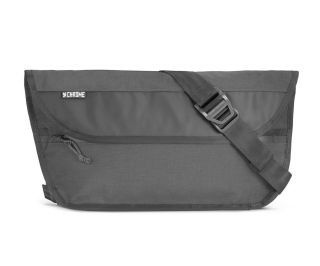 Chrome Simple Messenger Bag - Black