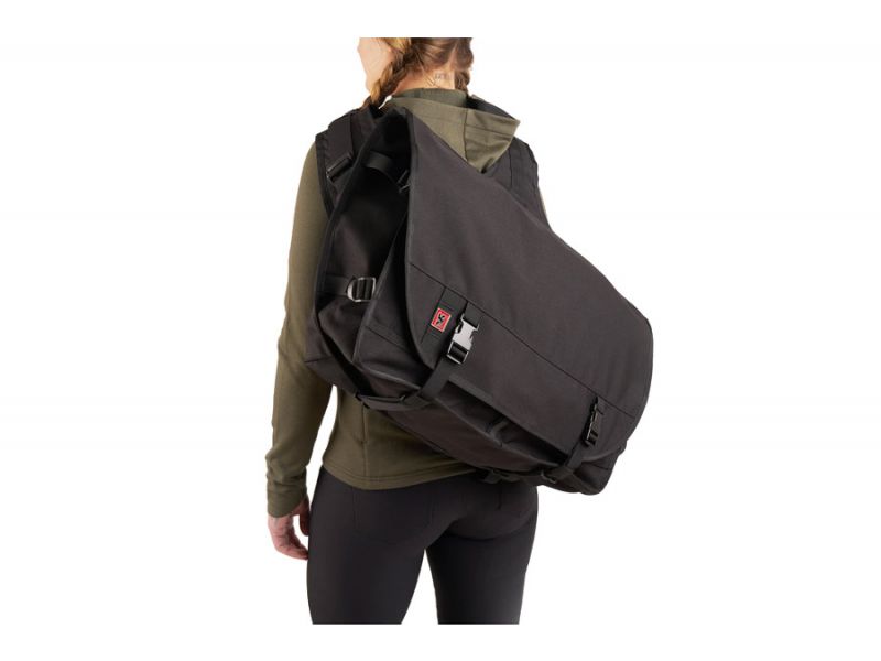 Chrome Industries Berlin Messenger Bag black online Chrome Industries Berlin Messenger Bag black online