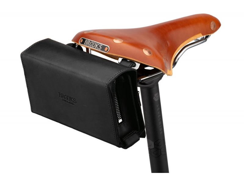 Brooks D-Shaped Saddle Bag black for your bike