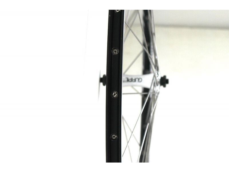 Roue avant Gurpil 700c 622x13 argent pour vélo