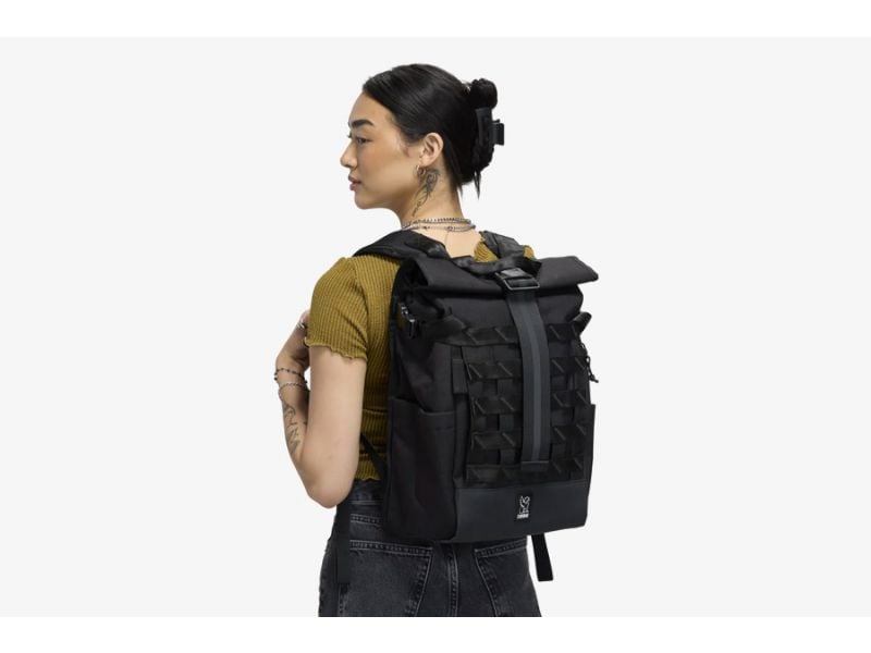 Chrome Industries Barrage Backpack 18L Black XRF online
