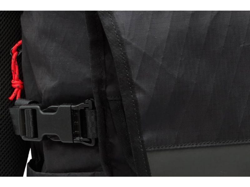 Chrome Industries Warsaw 30L Backpack Black XRF online
