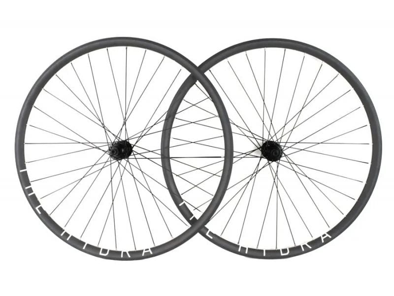 m*e様 h plus son ultegra ハブ m*e様 h plus son ultegra ハブ