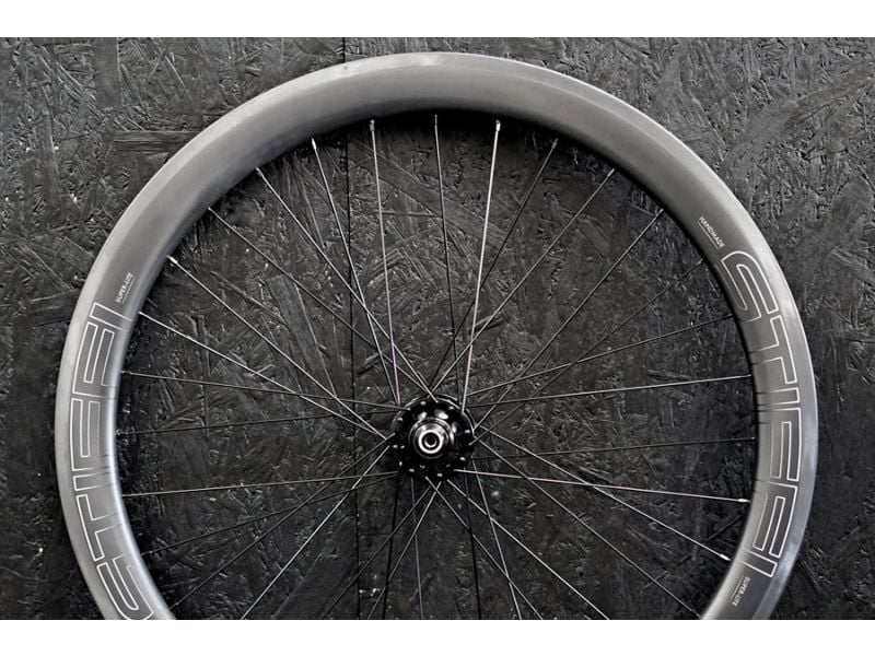 Stiffi 50 SuperLite Front Wheel Track 32H black online