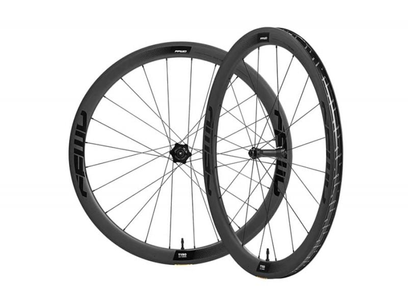 FFWD Wheels TYRO 45mm Disc Brake Carbon Clincher Wheel Set