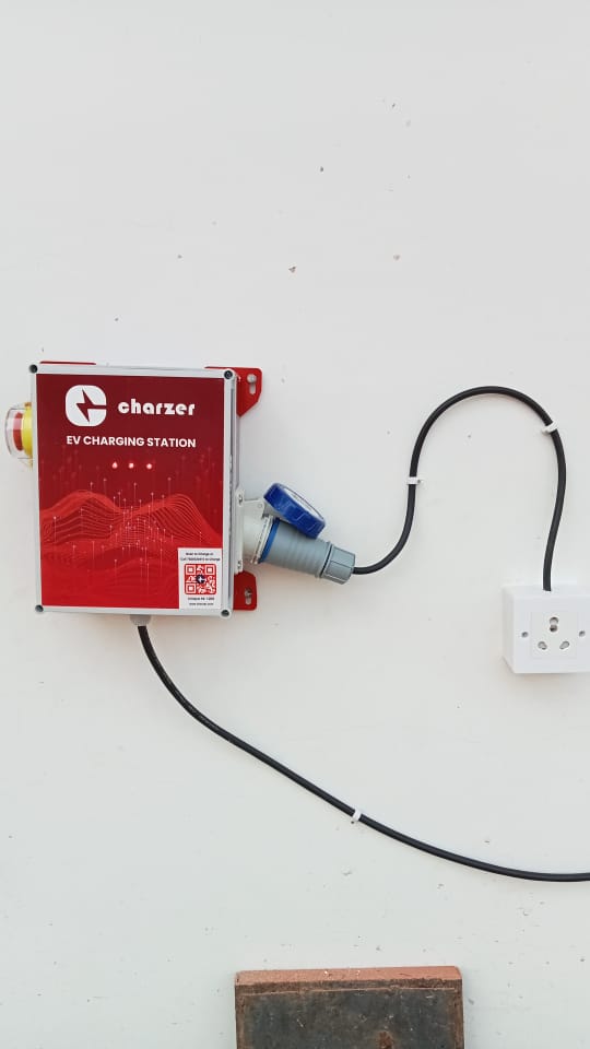 KHAN KSK IOCL PETROL PUMP electric vehicle charging station in Varanasi