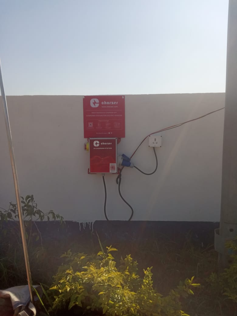 BISEN PETROLEUM KSK IOCL PETROL PUMP electric vehicle charging station in Varanasi