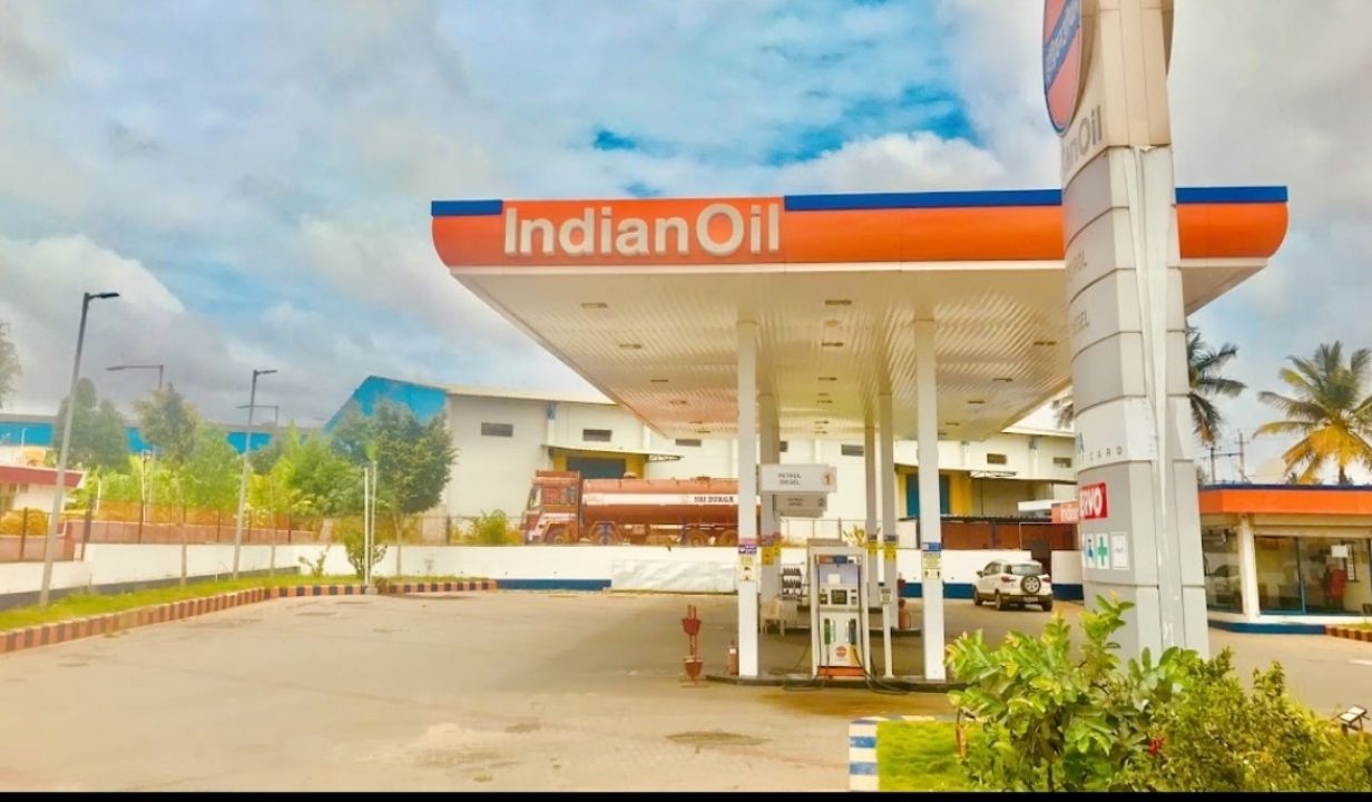 CR FUELS IOCL PETROL PUMP electric vehicle charging station in