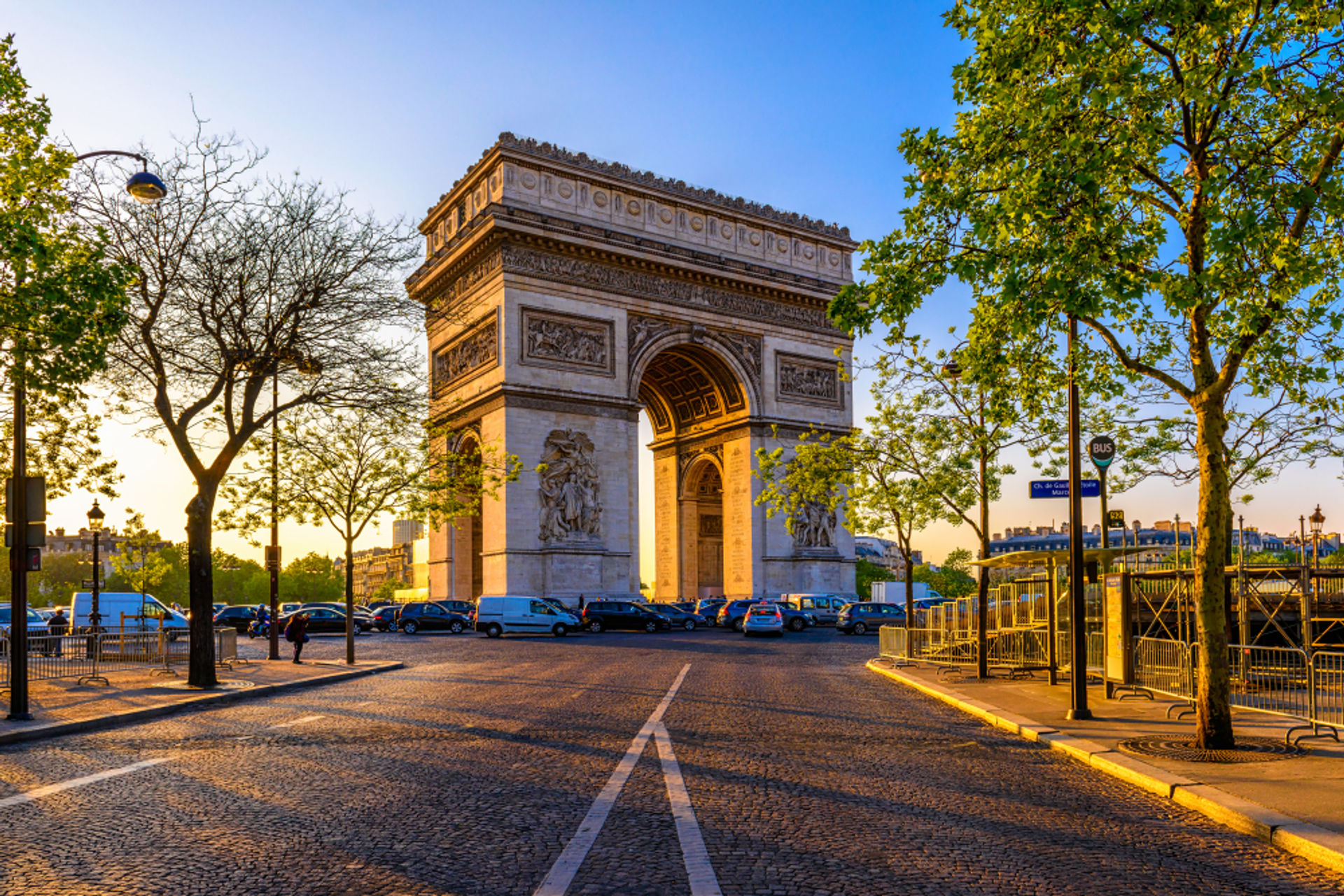 Arc de Triomphe Rooftop Tickets