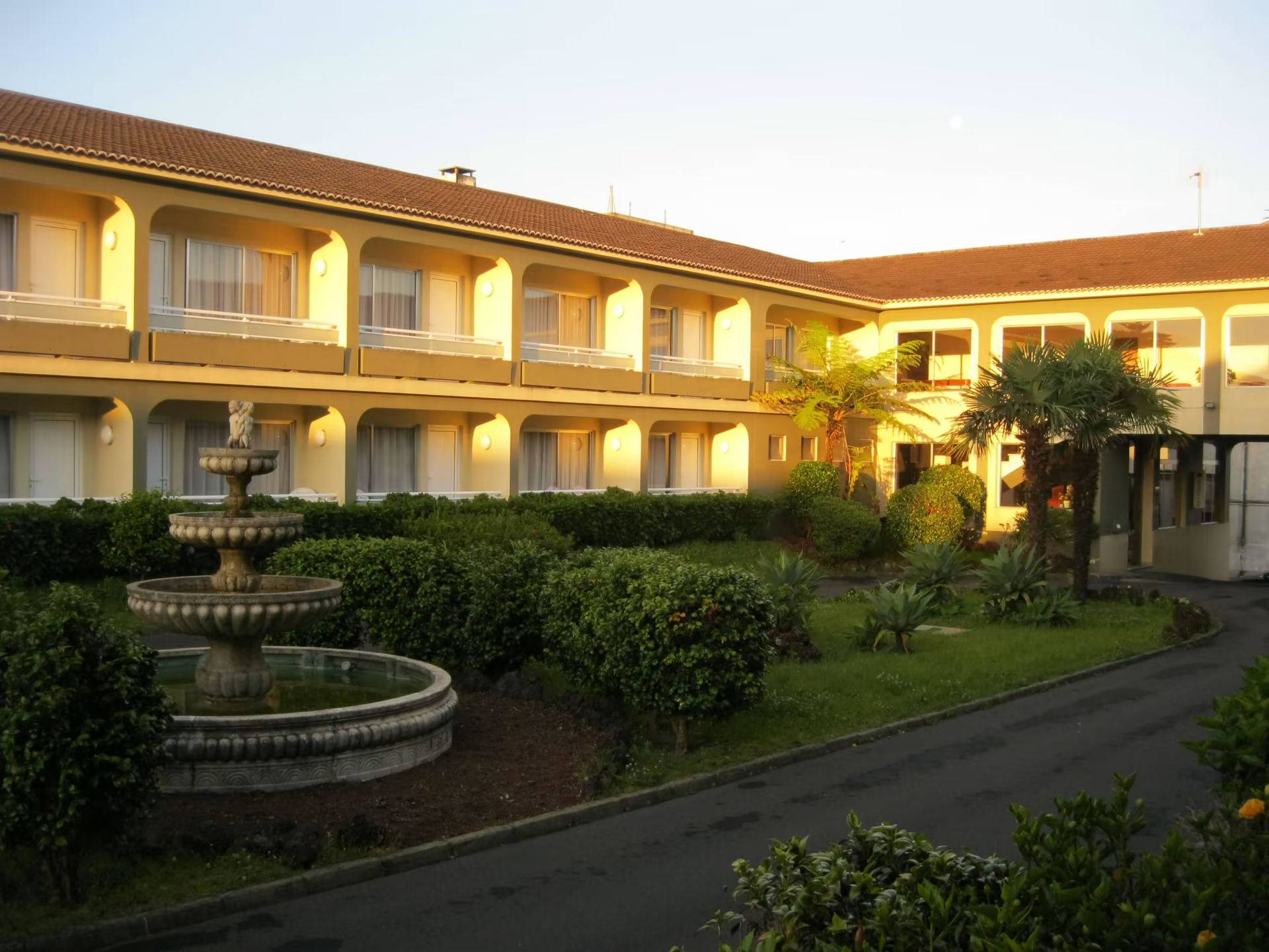 Canadiano - Urban Nature Hotel Ponta Delgada