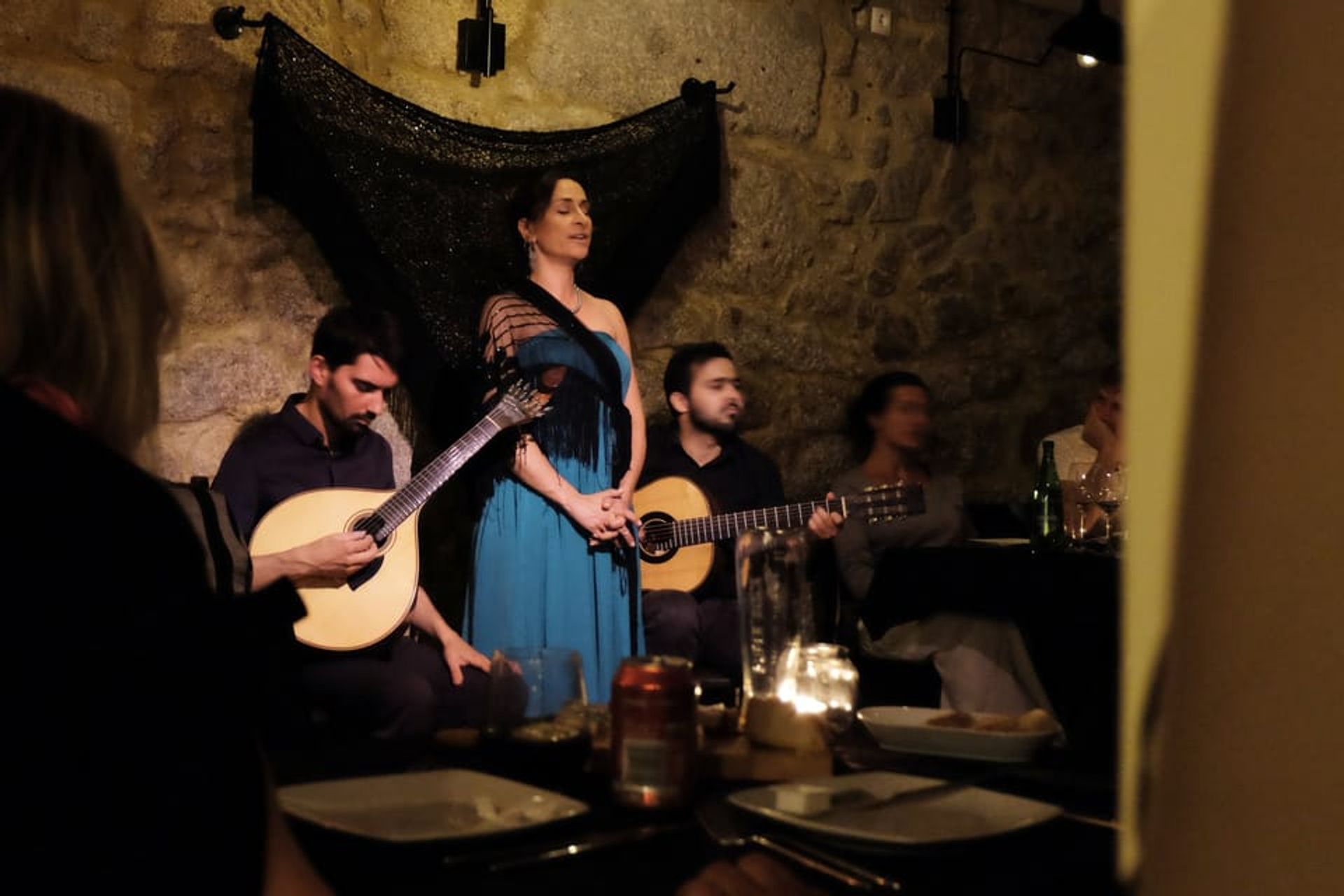Fado Show & portugiesisches Abendessen (Lissabon)