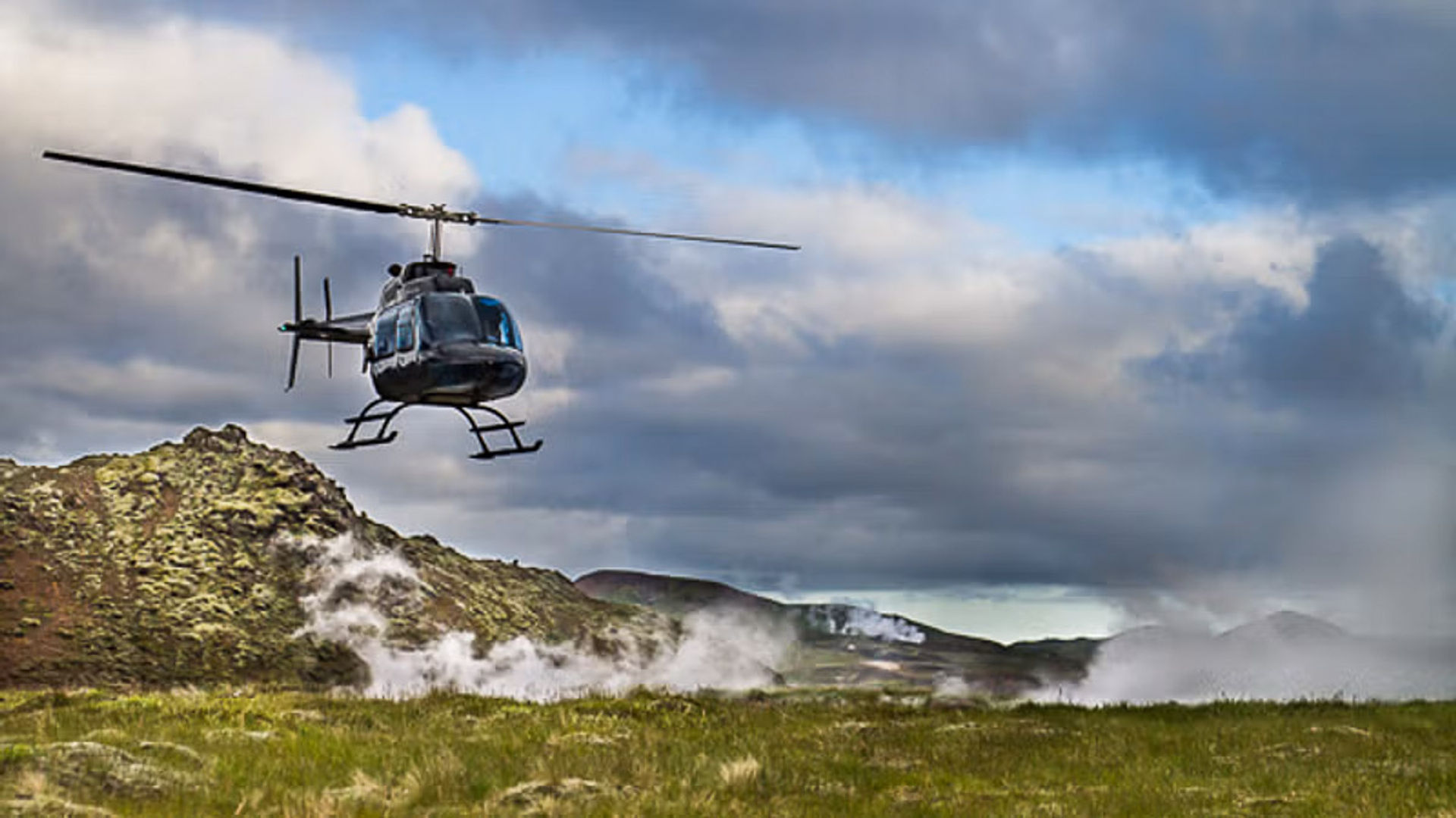 Helikopter-Tour inkl. Landung am Vulkan