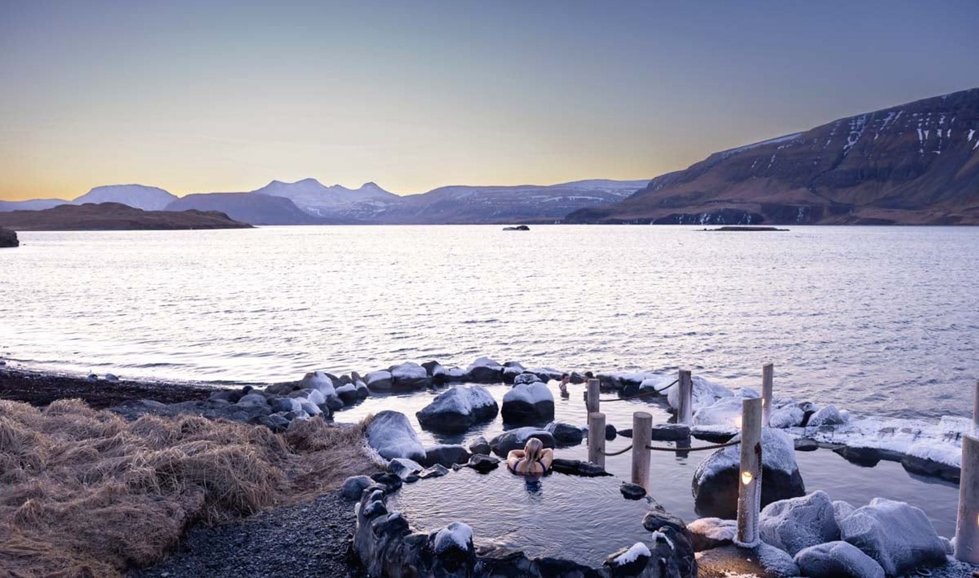 Wahl-Erlebnis: Golden Circle Tour inkl. Eintritt Blaue Lagune, Sky Lagoon oder Hvammsvík Lagune