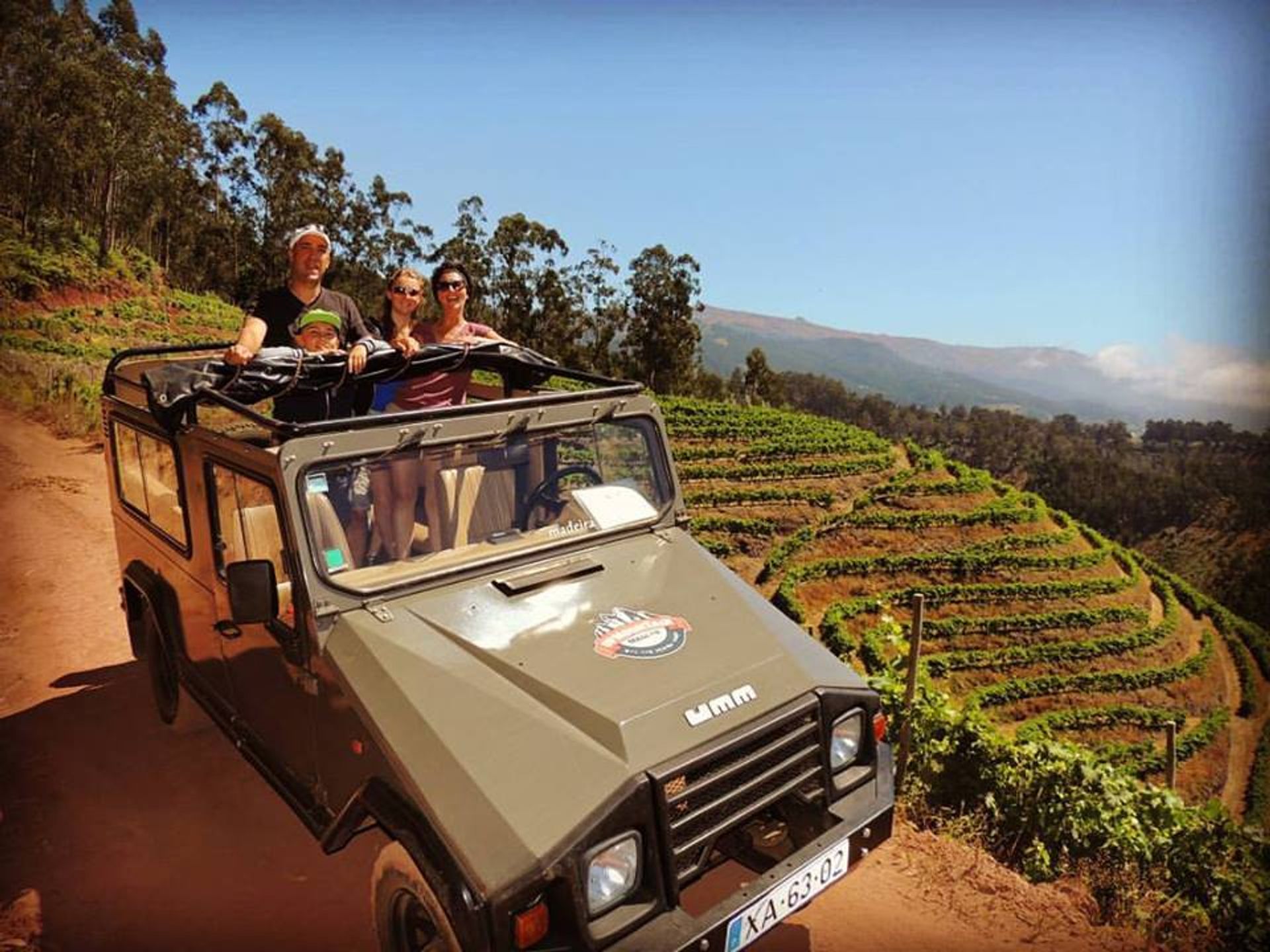 Geführte Jeep-Tour: Weinberge, Nuns Valley View & Cabo Girão