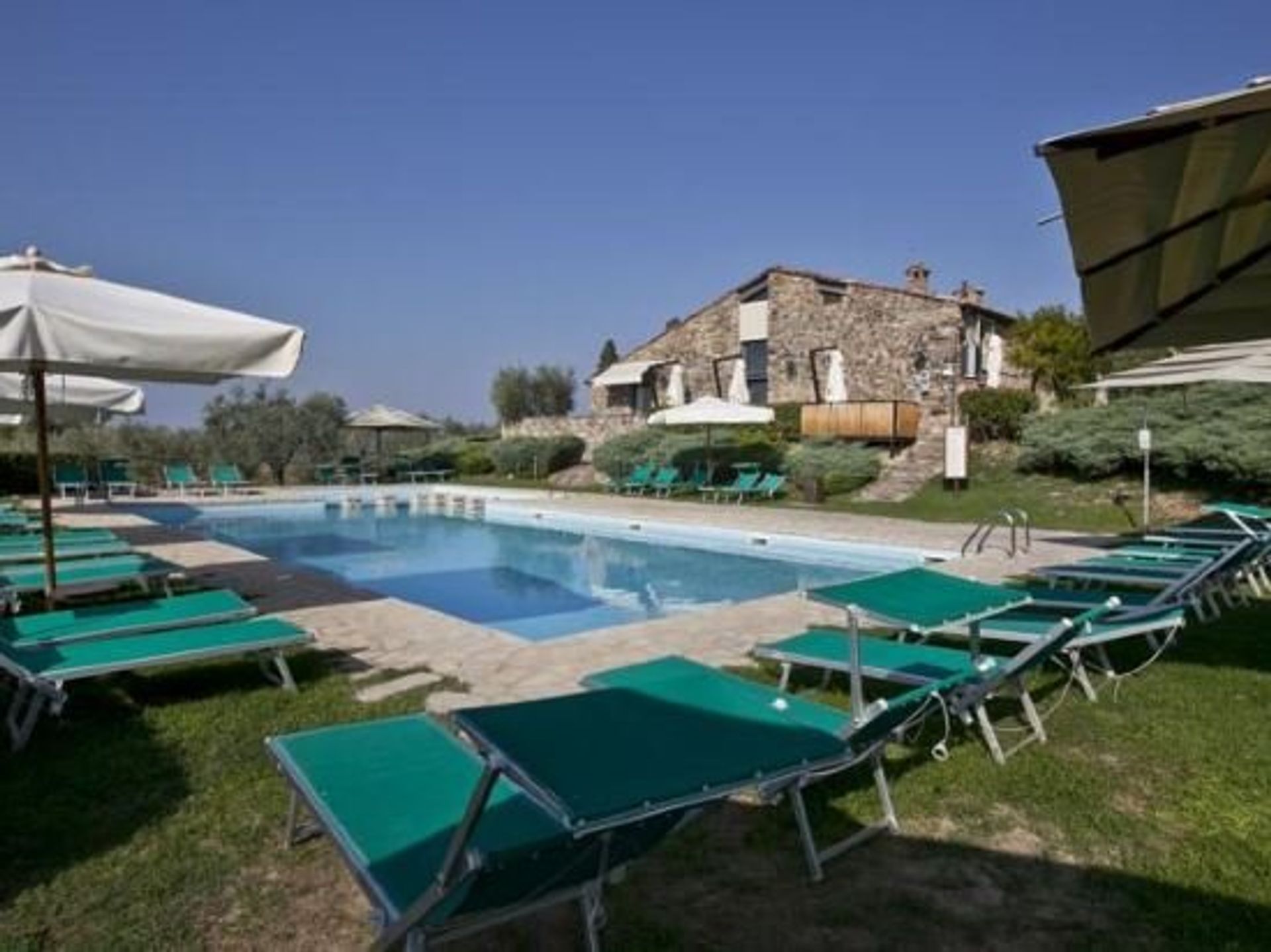 Relais Riserva di Fizzano/ Rocca dell Macie